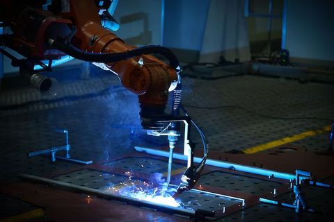 TIG Welding Machines Explained: Types, Components, Working Process, Uses and Applications