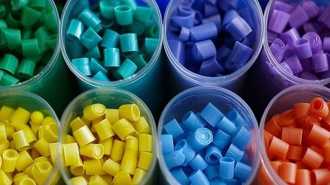 Plastics Molding Explained: Types, Processes, Materials, Applications and Key Considerations