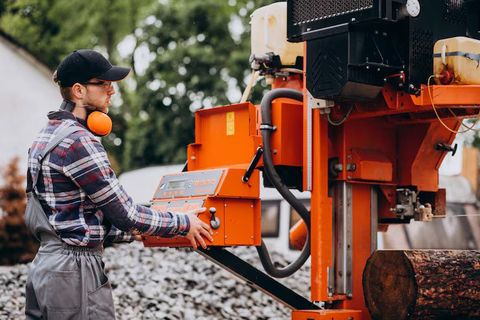 Planing Machines Explained: Types, Components, Working Principles, Applications and Benefits