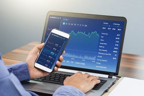 Online Trading Platforms Guide: Features, Account Types, Tools, and Market Access
