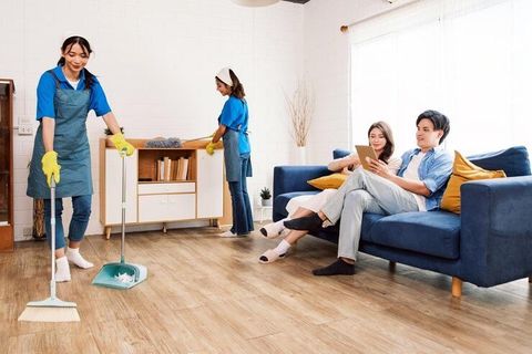 Professional House Cleaning Guide: Cleaning Methods, Tools, Rooms, Benefits and Planning