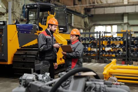 Equipment Suppliers Guide: Types, Selection Factors, Industries, and Supplier Evaluation