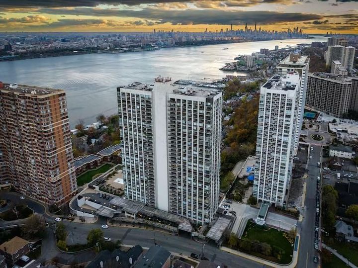 Luxury Apartments in Istanbul Guide: Property Types, Locations, Amenities and Lifestyle Features