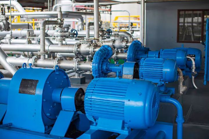 Submersible Pumps Guide: Types, Components, Working Principles, Uses, and Maintenance