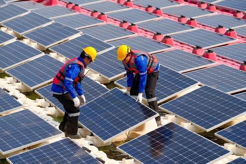Solar Manufacturer Guide: Explore Production, Technology, Products, Applications, and Industry Factors